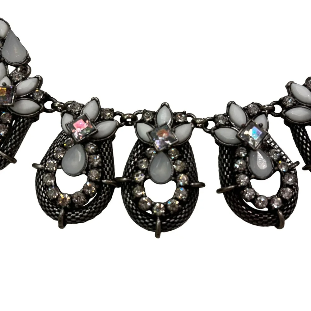 Silver Tone White Cabochon Rhinestone Bib Statement Necklace 21 Inch Adjustable